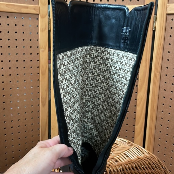 Tory Burch boots - Picture 10 of 13